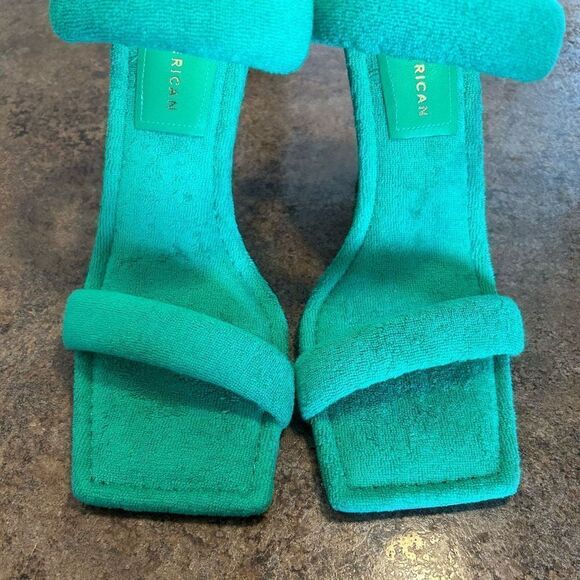 NWT Size 10 Good American Green Terry Cloth Heels - Picture 12 of 12